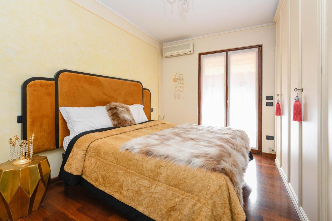 Prestige Apartment 西尔米奥奈 外观 照片